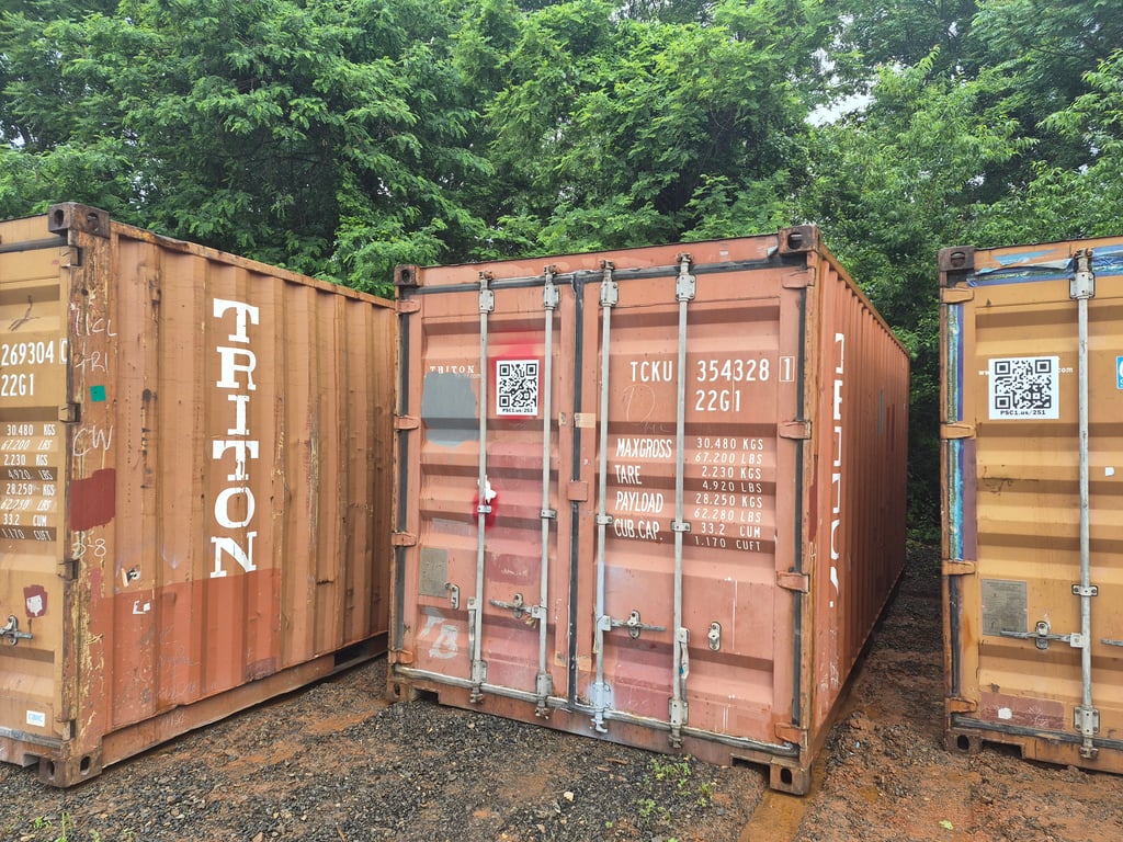 P253 20' CARGO WORTHY RED