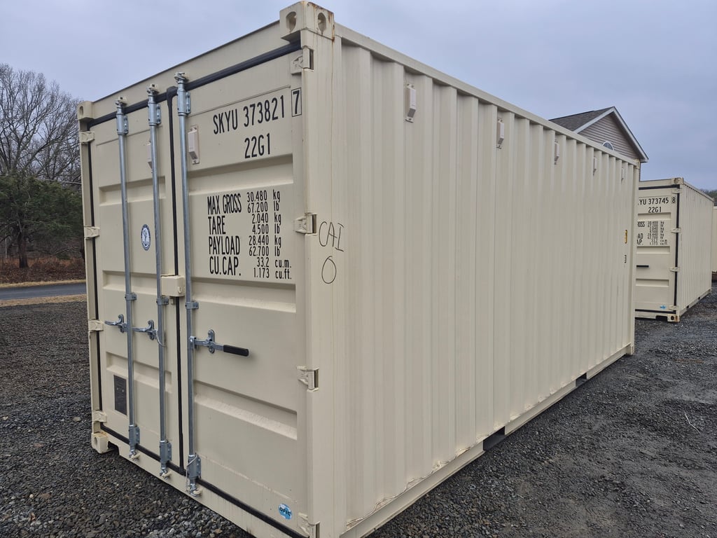 P154  Container  Like New - One Trip
