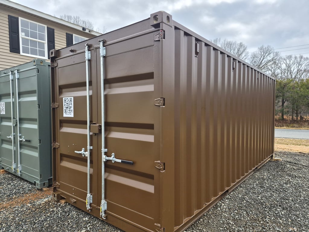 P104 - 8x20 Container - Brown