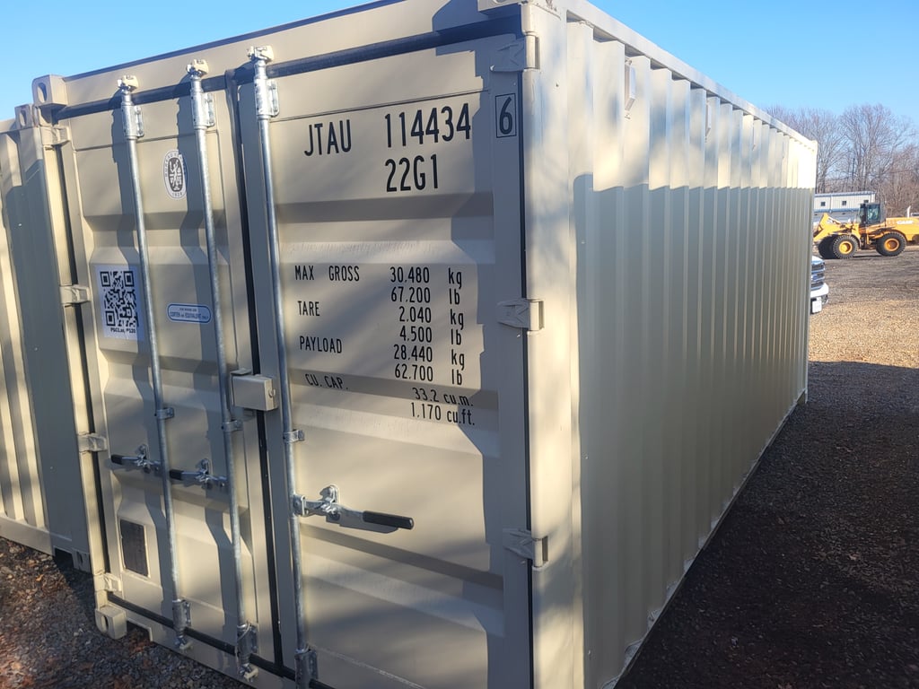 P122 - 8X20 Container