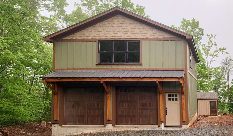 Two Story 2 Car Garage 28x36'8