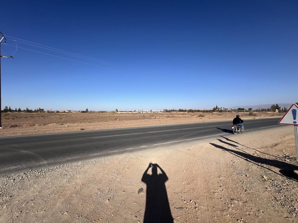 Terrain 9,6 ha à vendre – Route de l'Ourika, Marrakech — photo 4