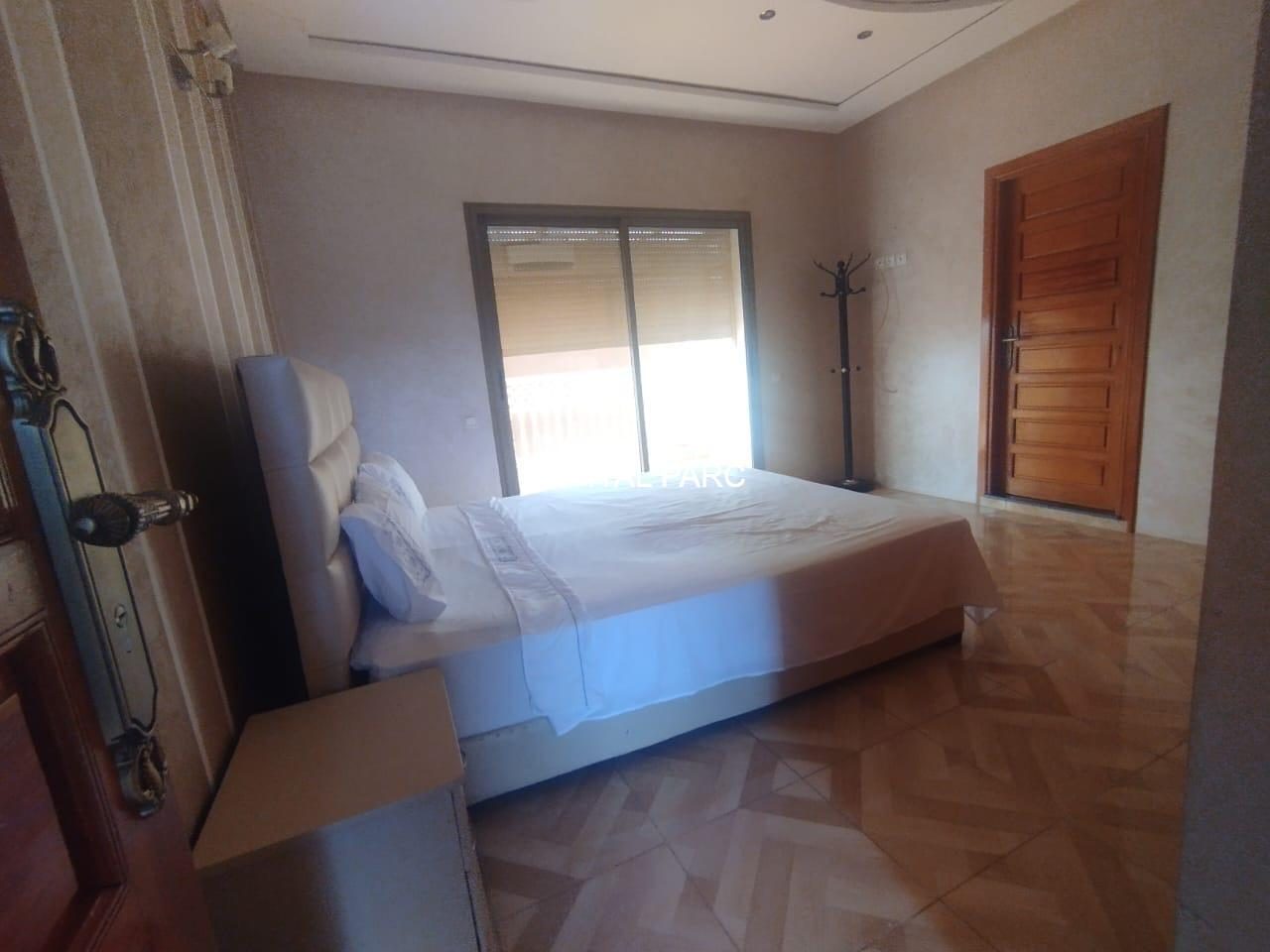 Villa 6 ch. à vendre 200 m² R+2, Route Ouarzazate Marrakech — miniature 8