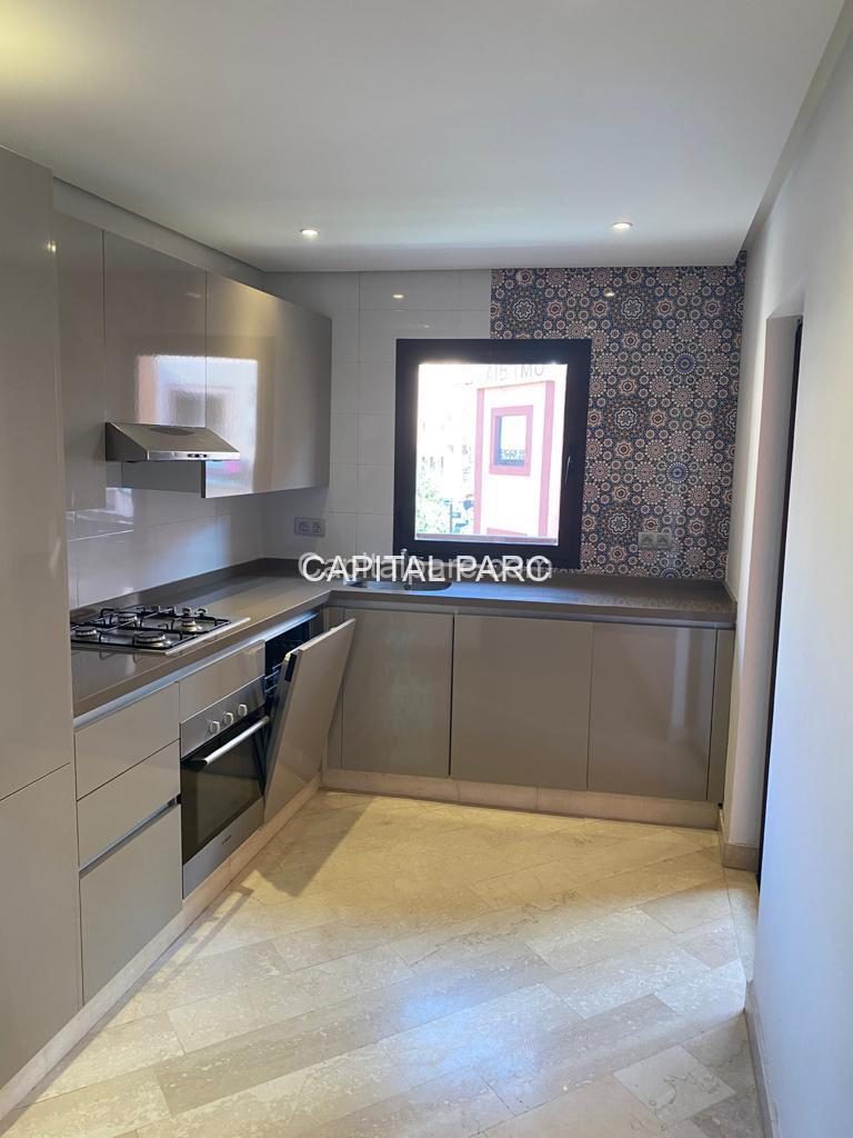 Appartement 105 m² avec terrasse à louer Guéliz, Marrakech — miniature 8