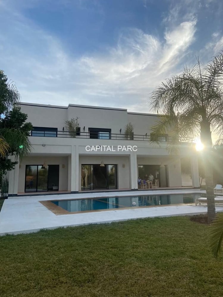 Maison 3000 m² avec piscine à vendre, Route de Fès, Marrakech — photo 3