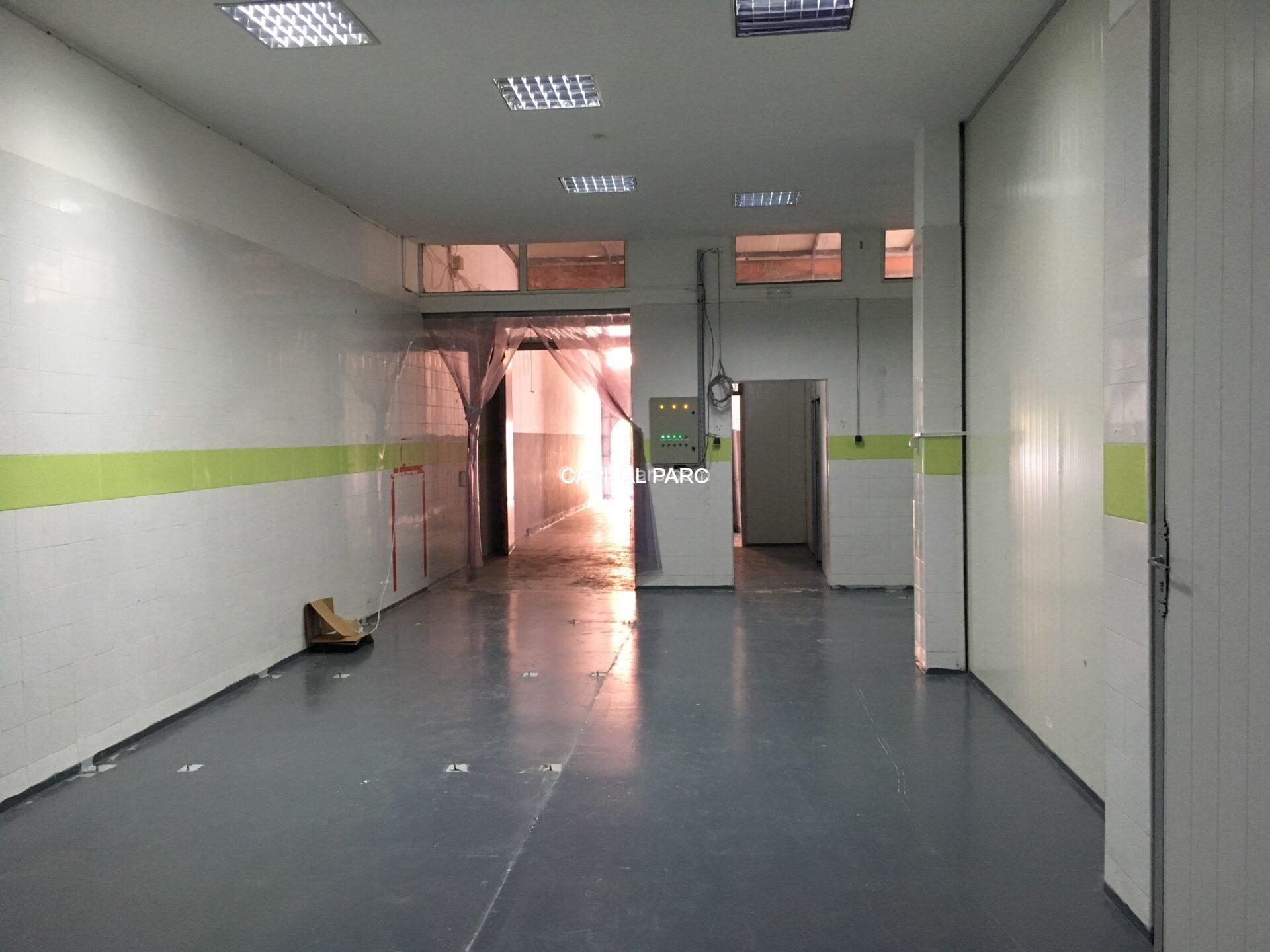 Dépôt 2000 m² à vendre Zone Industrielle Marrakech — miniature 2