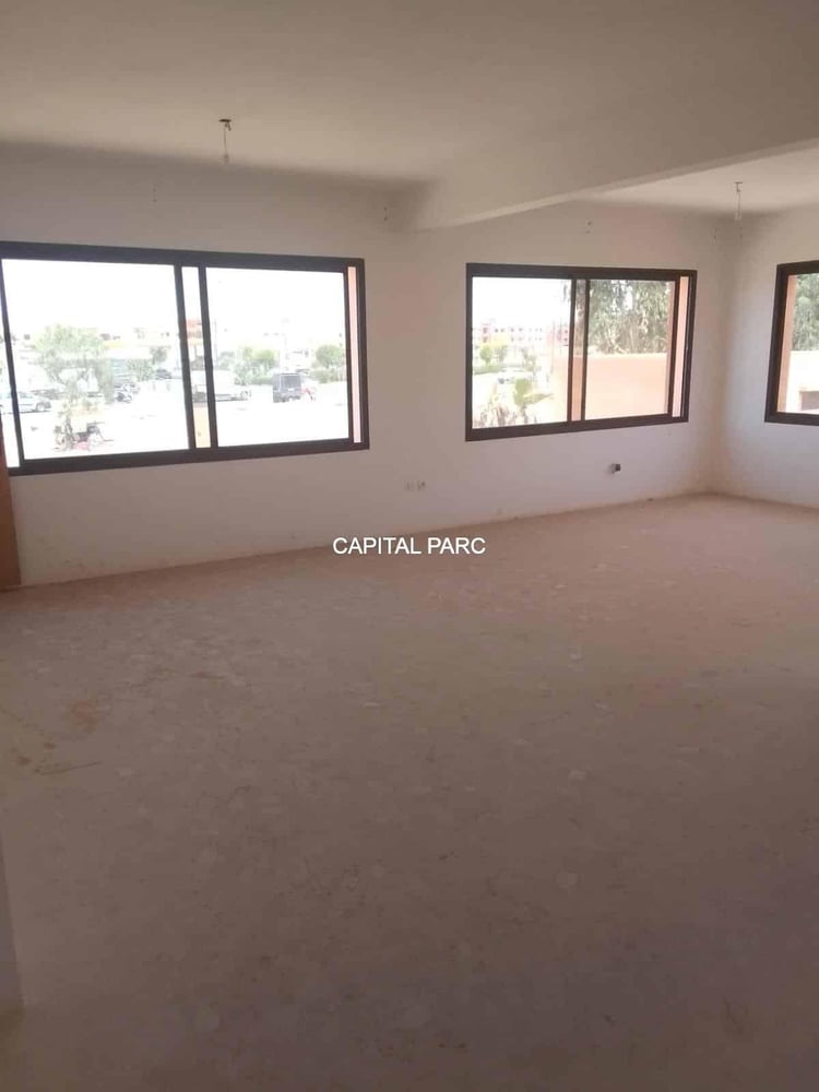 Local commercial 690 m² R+2 à louer, Sidi Ghanem Marrakech — photo 6
