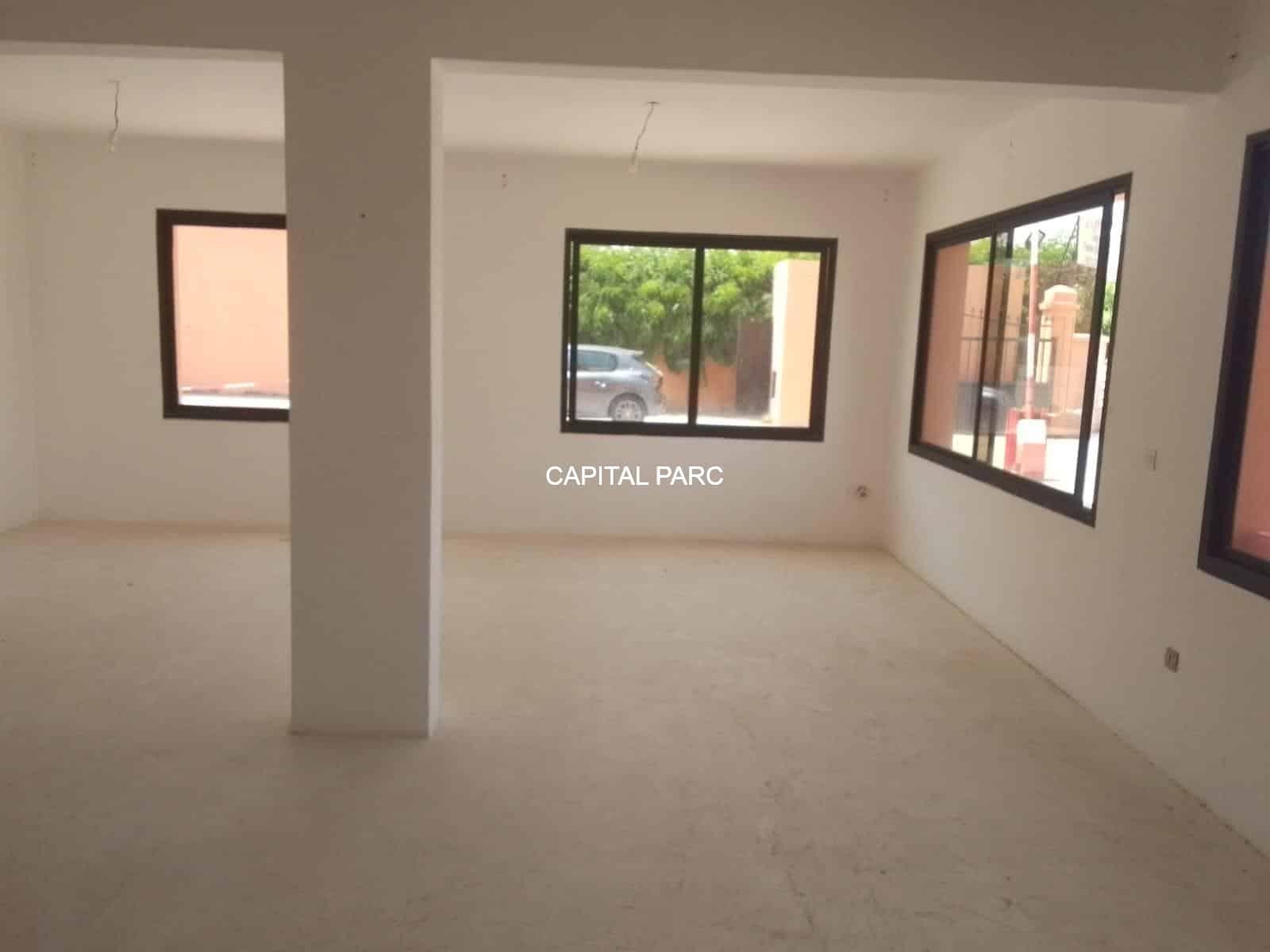 Local commercial 690 m² R+2 à louer, Sidi Ghanem Marrakech — miniature 7