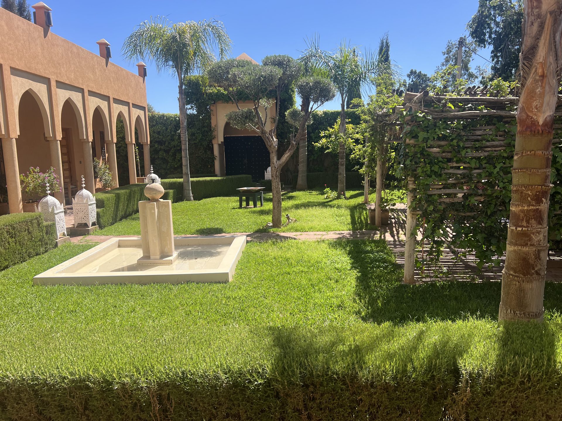 Maison 400 m² avec piscine à louer, Sidi Abdellah Ghiat — miniature 6