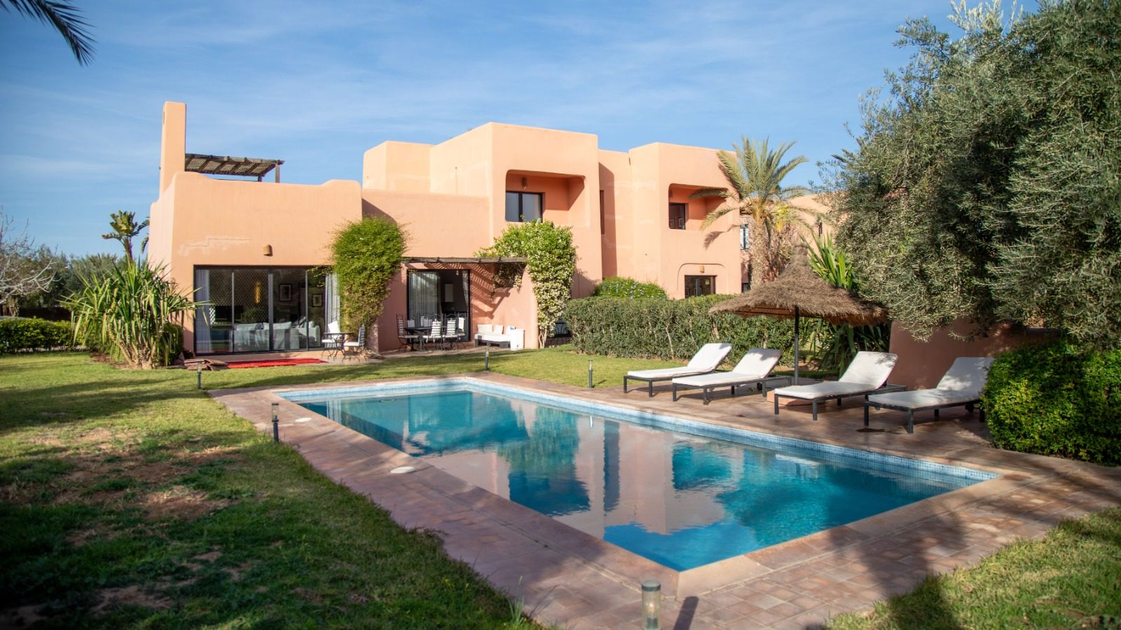 Villa 4 ch. à louer, 3000 m², Bab Atlas, Marrakech — Maison, Marrakech