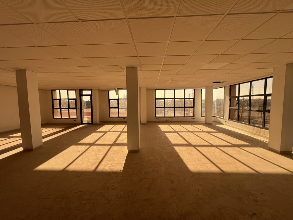 Bureau 146 m² double façade à louer, Sidi Ghanem, Marrakech — photo 5