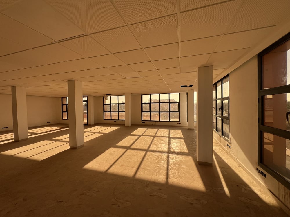 Bureau 146 m² double façade à louer, Sidi Ghanem, Marrakech — photo 7