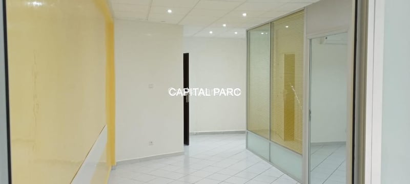Bureau 70 m² à louer, 2 pièces, Marrakech Guéliz — Bureau (plateau), Marrakech