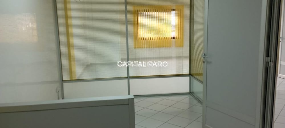 Bureau 70 m² à louer, 2 pièces, Marrakech Guéliz — photo 2