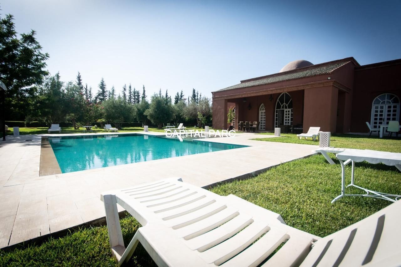 Villa meublée 350 m² à louer, campagne Marrakech — miniature 9
