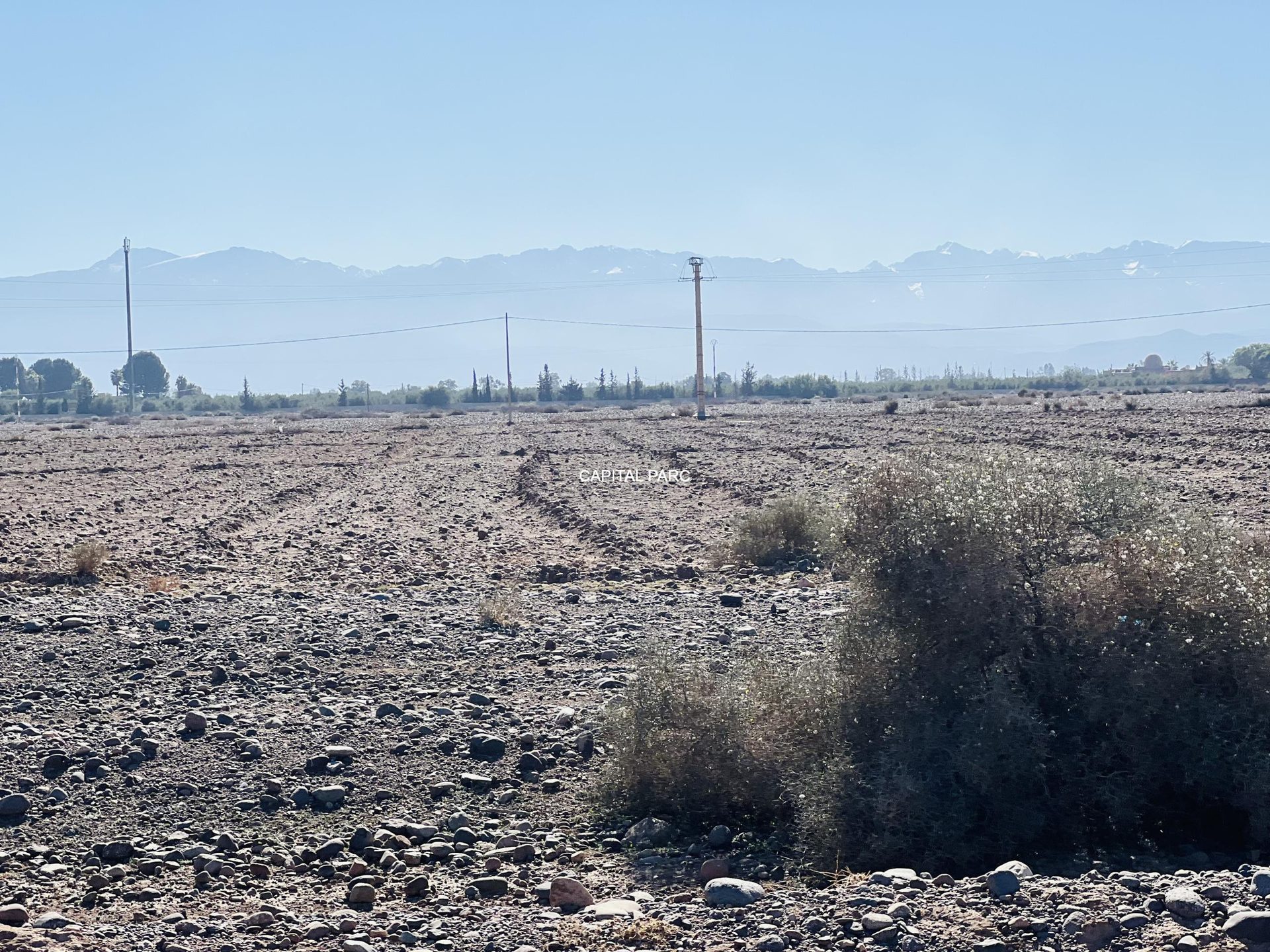 Terrain 1 ha à vendre, zone ZT, route de Tahanaoute, Marrakech — Terrain, Tahanaoute