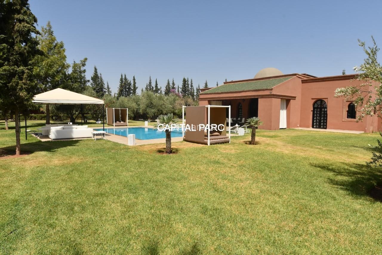 Villa meublée 400 m² à louer, Marrakech, 5000 m² de parc — miniature 3