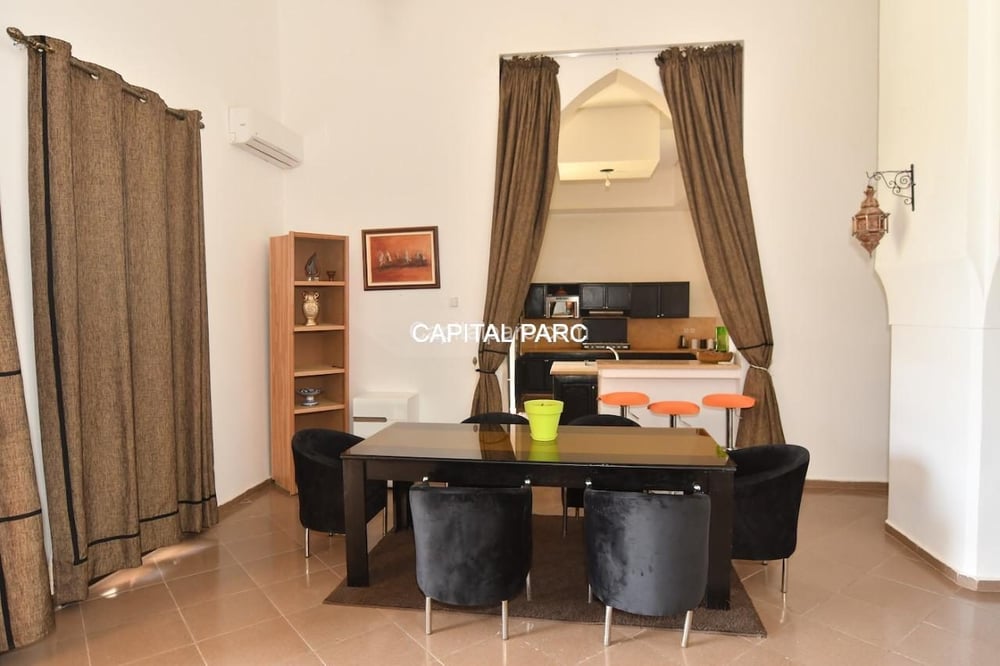 Villa meublée 400 m² à louer, Marrakech, 5000 m² de parc — photo 6