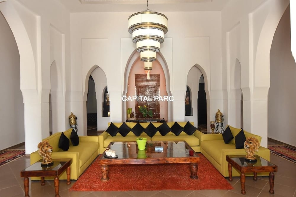 Villa meublée 400 m² à louer, Marrakech, 5000 m² de parc — photo 8