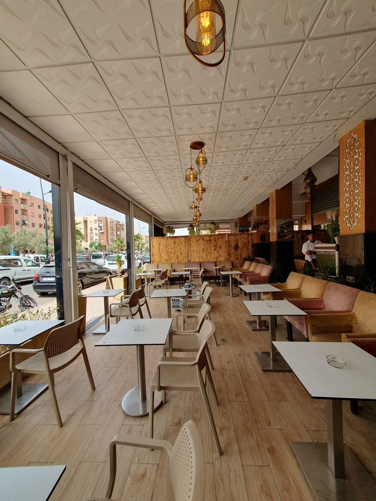 Restaurant 97 m² à vendre, artère principale Marrakech — miniature 6