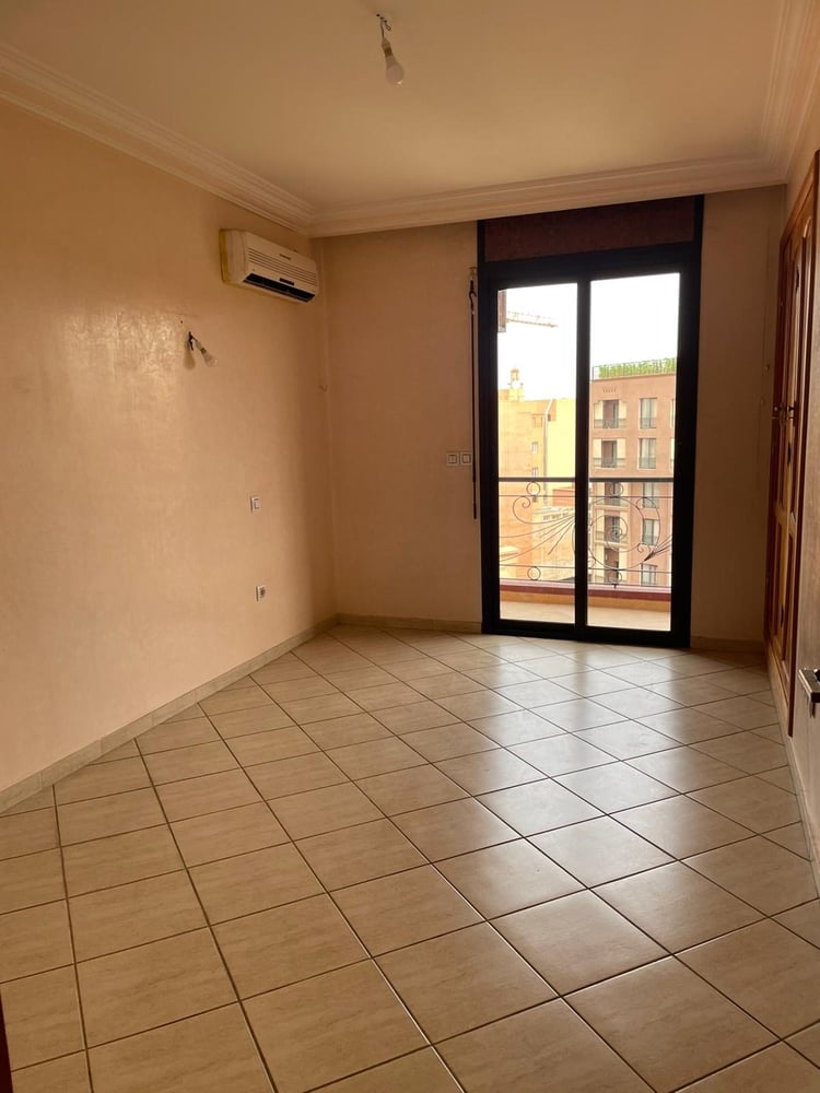 Appartement 3 ch. à vendre, 171 m², dernier étage, Guéliz, Marrakech — photo 6
