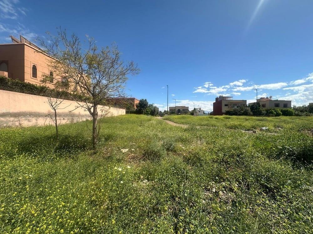 Terrain 600 m² à vendre Bouakez, Agdal, Marrakech — photo 2