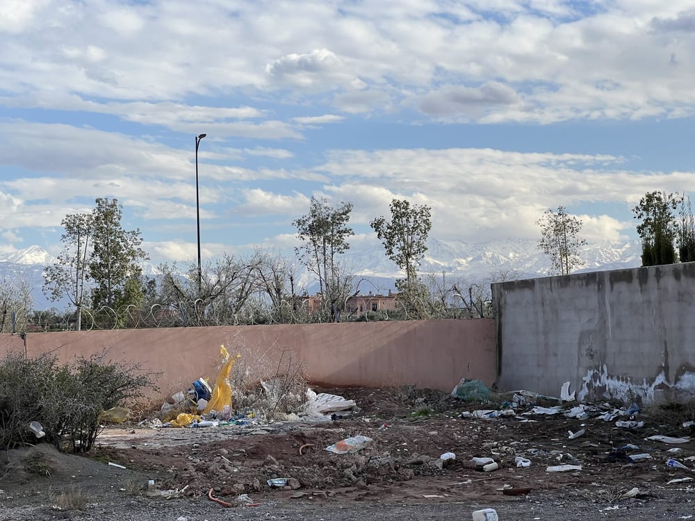 Terrain 602 m² à vendre, résidence fermée Rte Ourika, Marrakech — photo 3