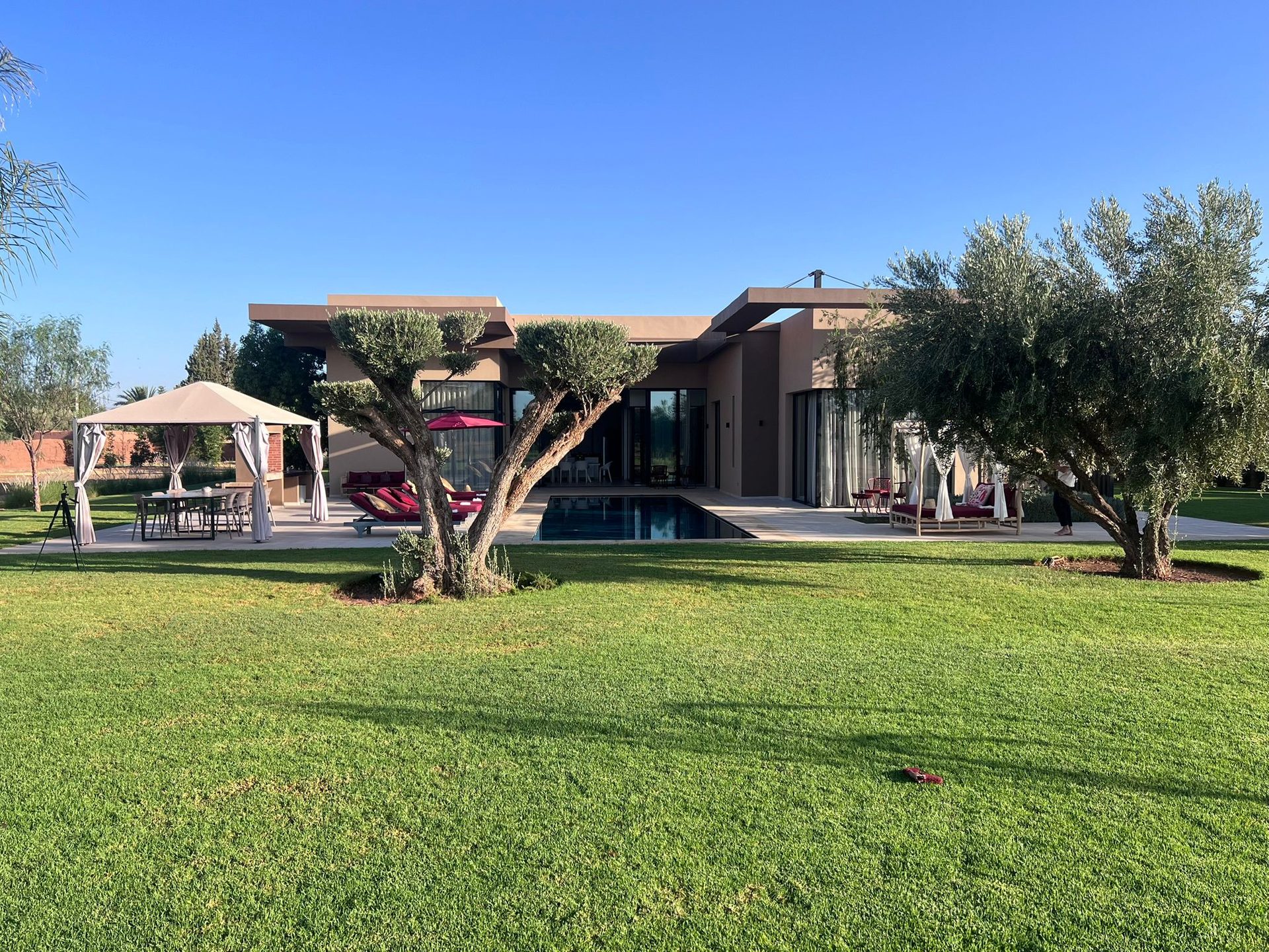 Villa moderne 300 m² 4 ch.( VNA obtenue )  à vendre Route de Fès, Marrakech — miniature 3