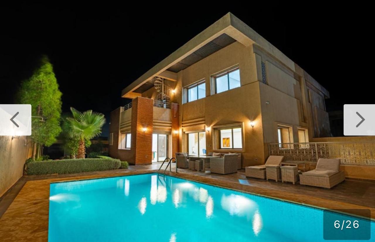 Villa 5 ch. 500 m² à vendre, Route Ourika, Marrakech — Villa, Ourika