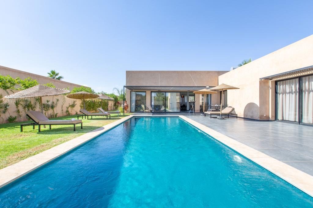 Villa moderne plain-pied à vendre, 350 m², Route Ourika Marrakech — miniature 2