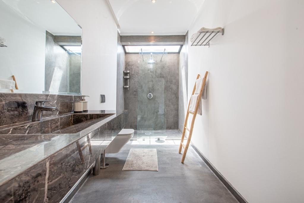 Villa moderne plain-pied à vendre, 350 m², Route Ourika Marrakech — miniature 17