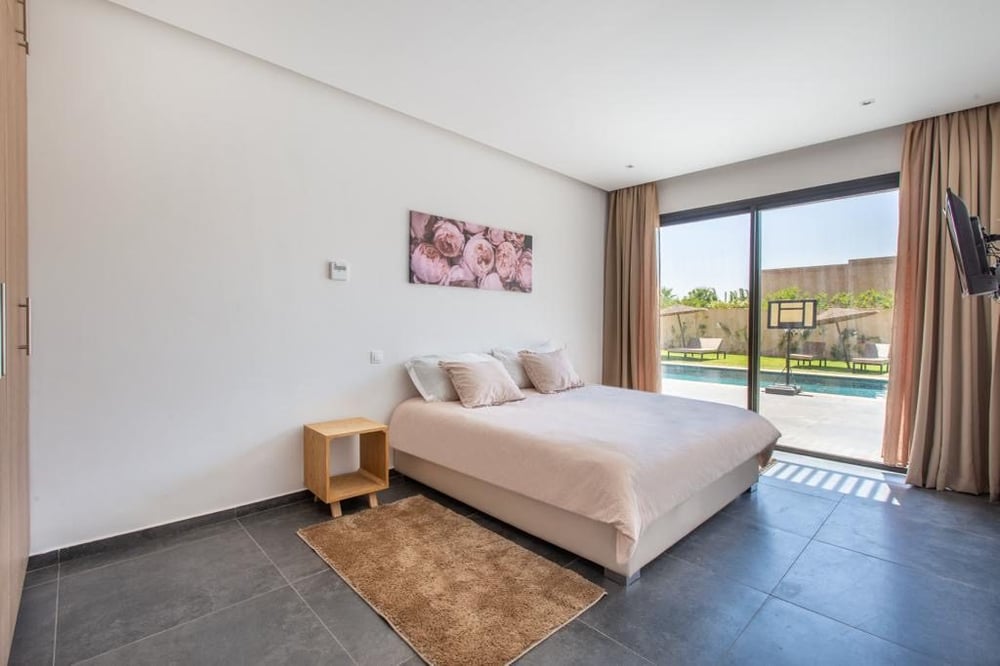 Villa moderne plain-pied à vendre, 350 m², Route Ourika Marrakech — photo 18
