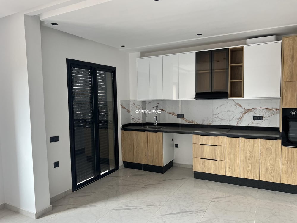 Appartement R+5 avec piscine à vendre, centre Marrakech — photo 7