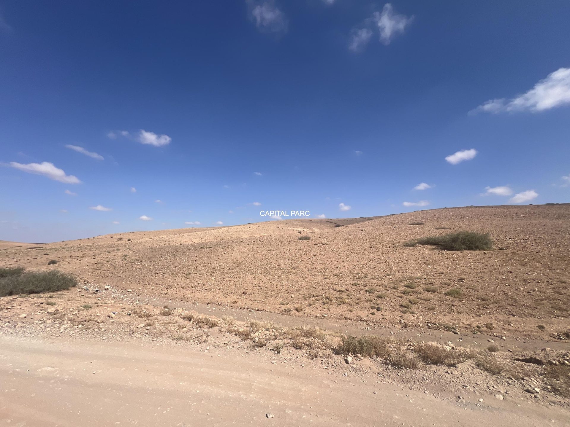 Terrain 2,5 ha à vendre, route Amizmiz, Oumanas, Marrakech — miniature 2