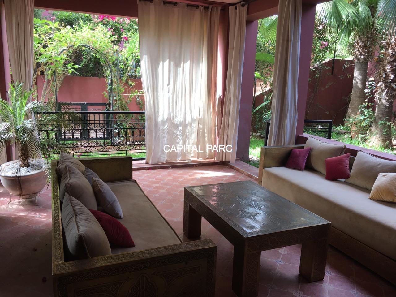 Appartement 141 m² avec jardin 328 m² 2 ch. à vendre, Mechouar Kasbah — Appartement, Marrakech