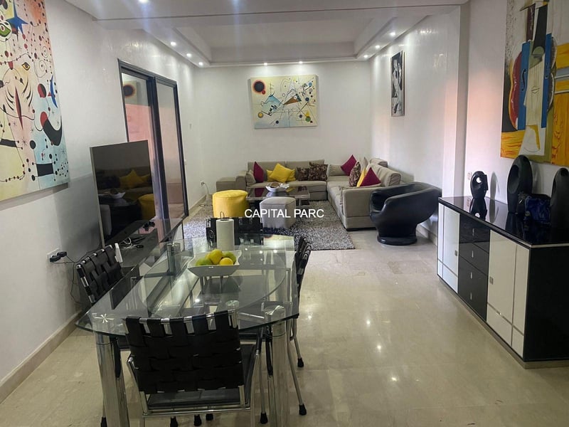 Sale: Beautiful apartment with terrace and swimming pool, Hivernage — Appartement, Marrakech