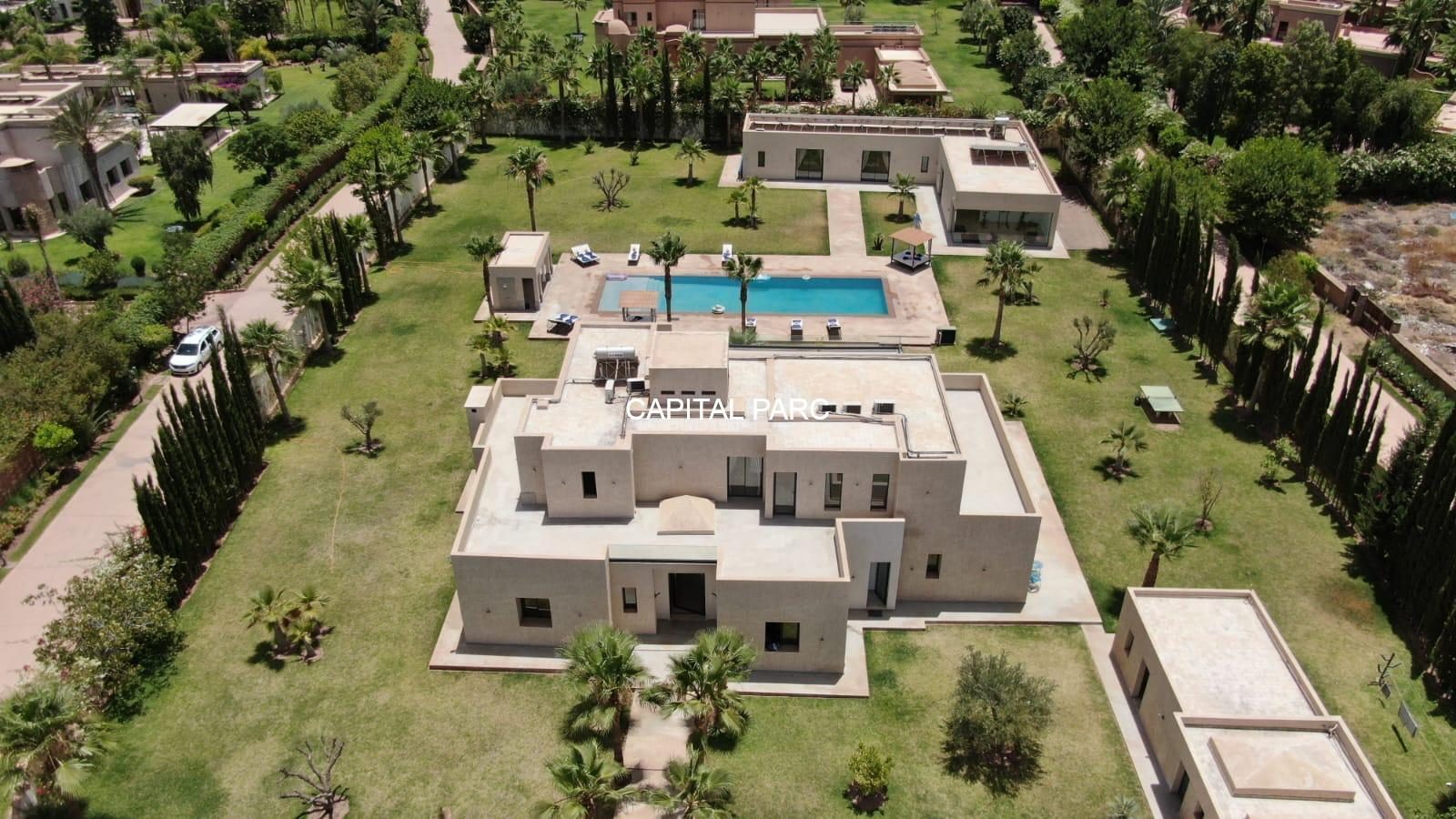 Villa 580 m² 5 ch. à vendre, Route Ouarzazate, Marrakech — Villa, Marrakech