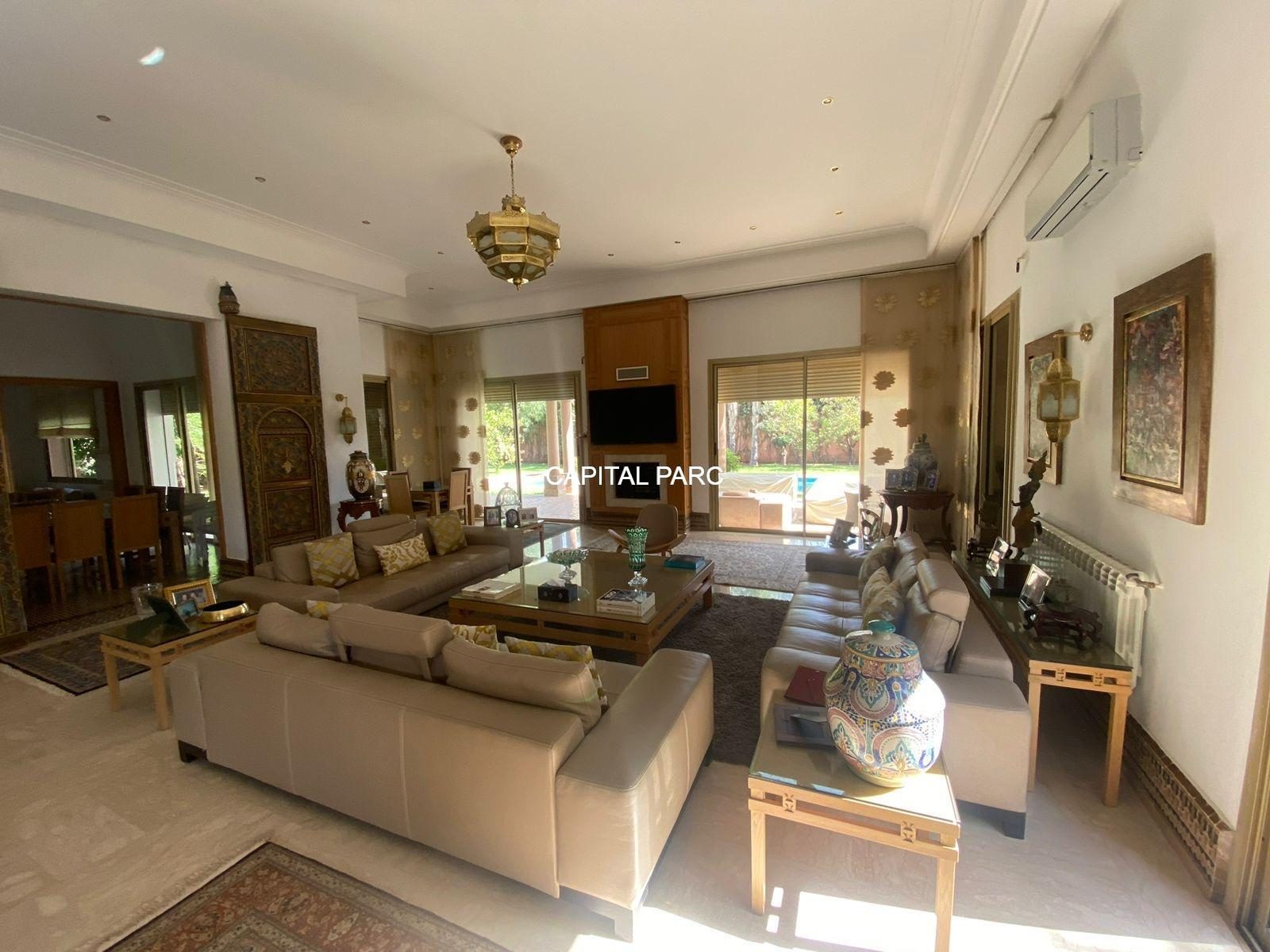 Villa 700 m² à vendre Agdal, Marrakech – Piscine, 5 suites — miniature 13