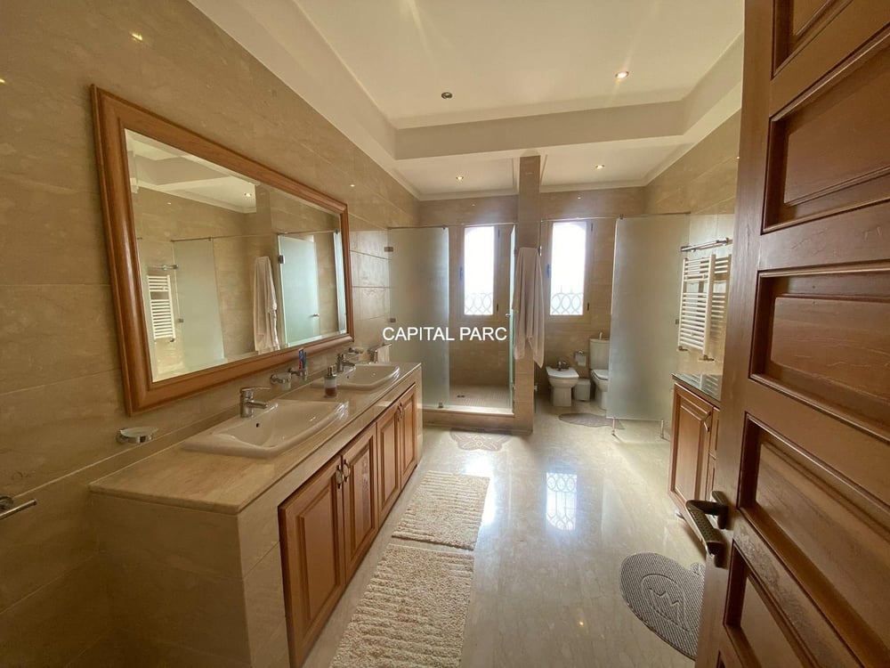 Villa 700 m² à vendre Agdal, Marrakech – Piscine, 5 suites — photo 20