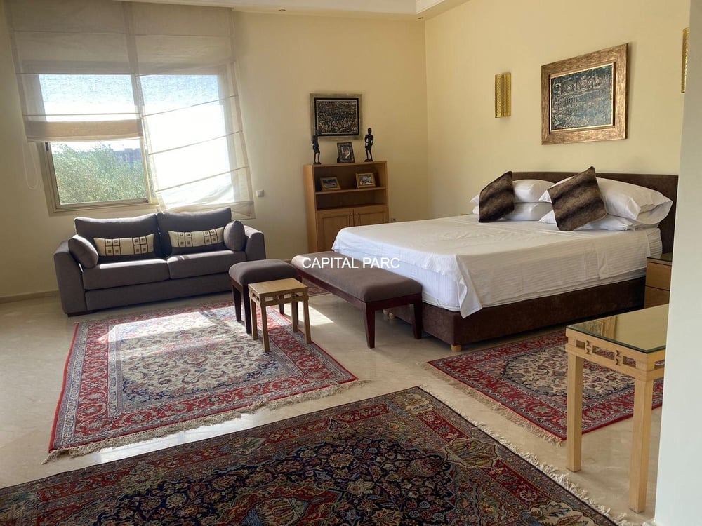 Villa 700 m² à vendre Agdal, Marrakech – Piscine, 5 suites — photo 5