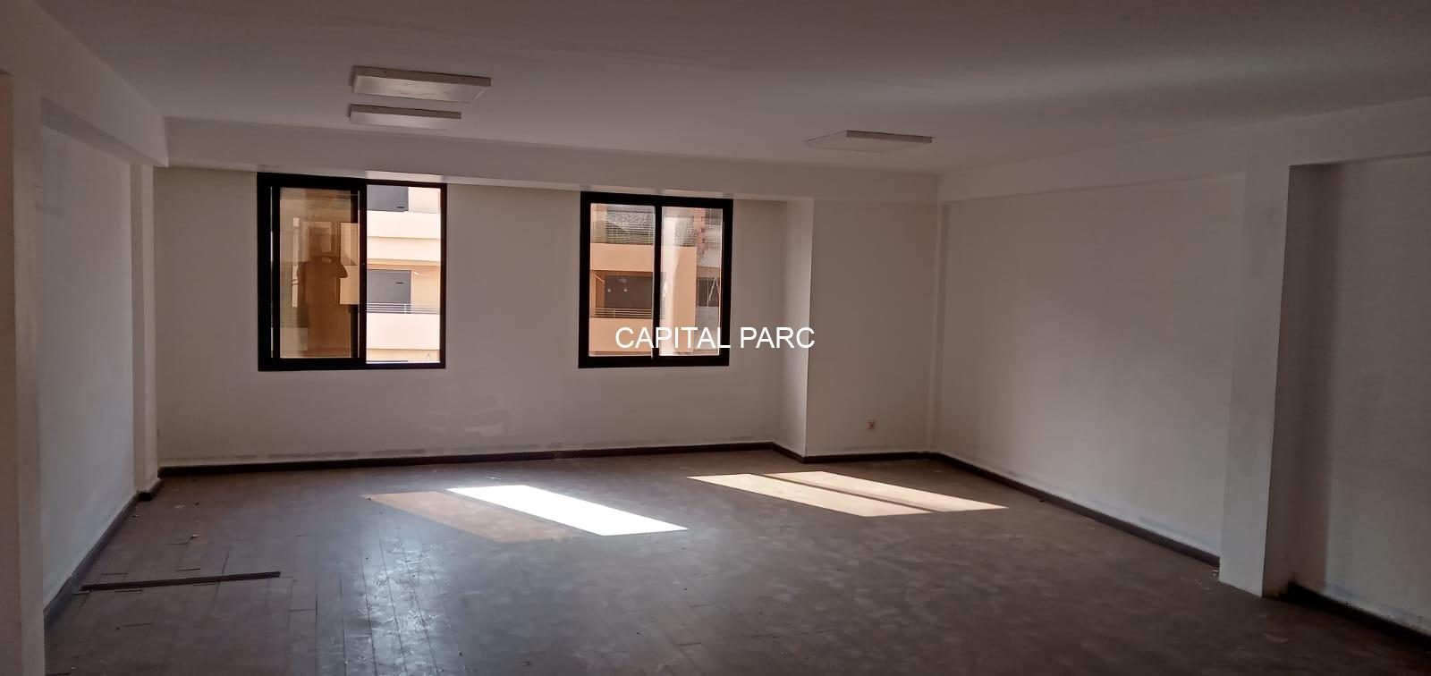 Bureau 61 m² à vendre Guéliz, Marrakech, 4ème étage — Bureau (plateau), Marrakech