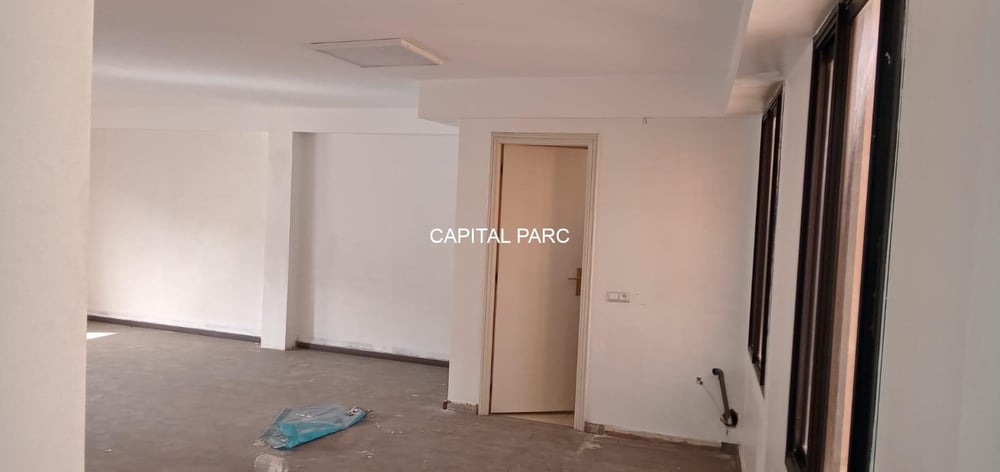 Bureau 61 m² à vendre Guéliz, Marrakech, 4ème étage — photo 7