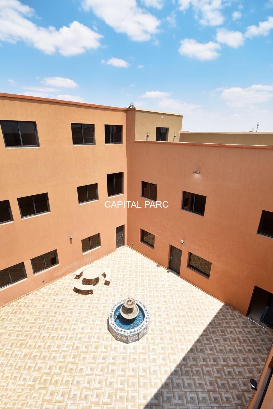 Centre commercial à vendre, 3500 m², zone industrielle Marrakech — miniature 5