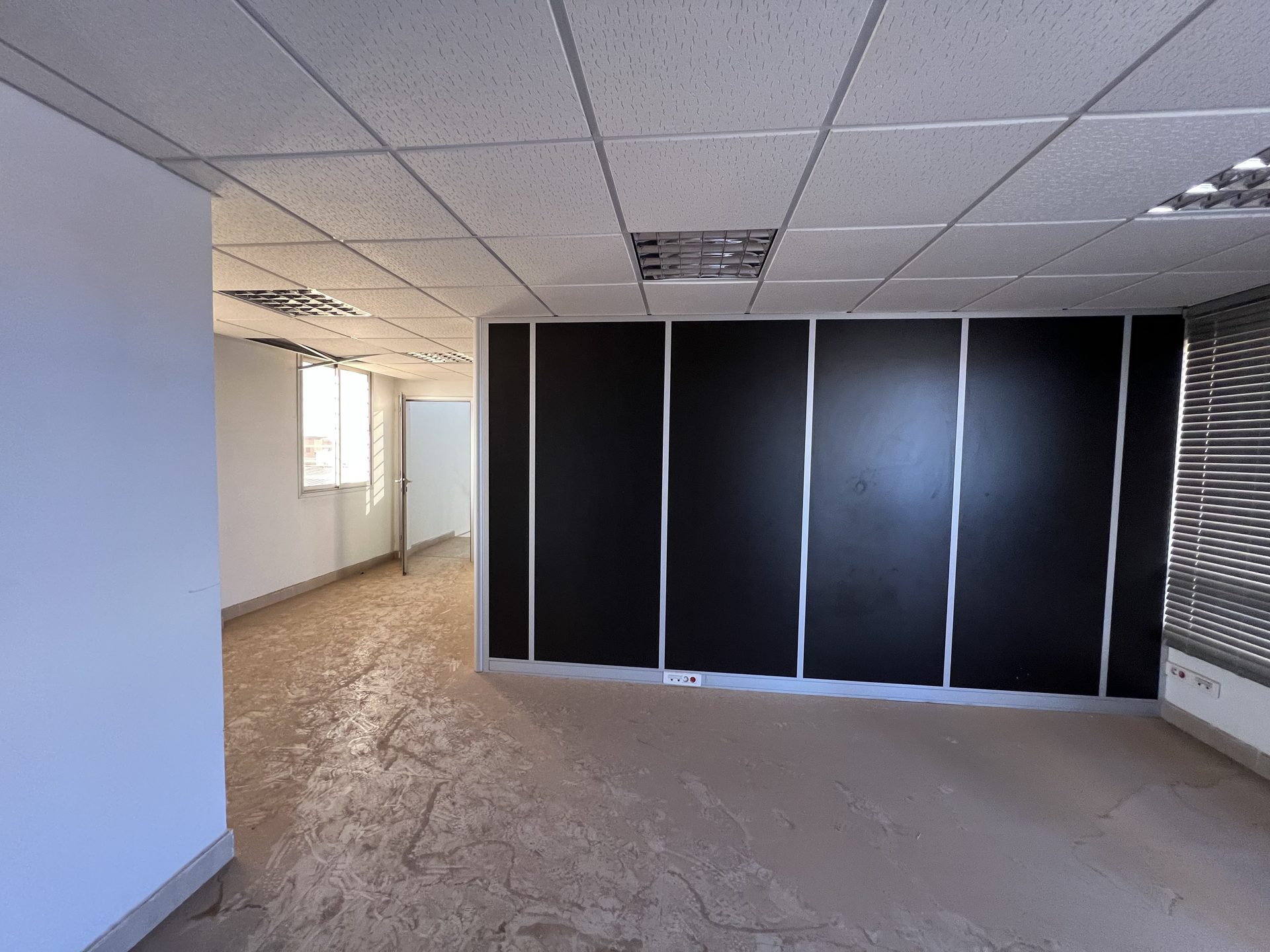 Dépôt industriel 1500 m² sur 983 m² à vendre, Marrakech — miniature 12