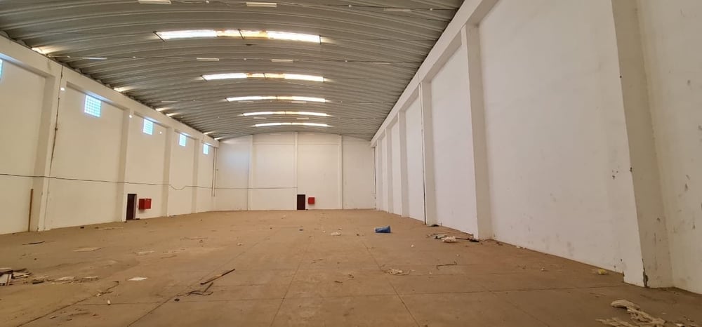 Dépôt industriel 1285 m² à vendre, Beni Mellal — photo 3
