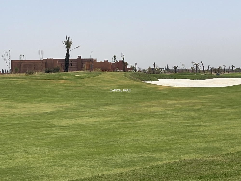 Lot terrain à vendre sur golf, 600-1000 m², Tasoultante Marrakech — photo 4