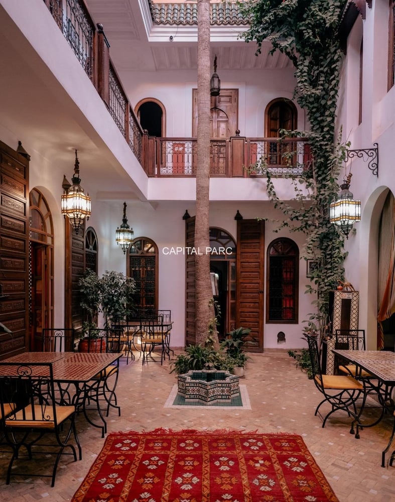 Riad 300 m² 8 ch. à vendre Bab Doukkala, Médina Marrakech — photo 4