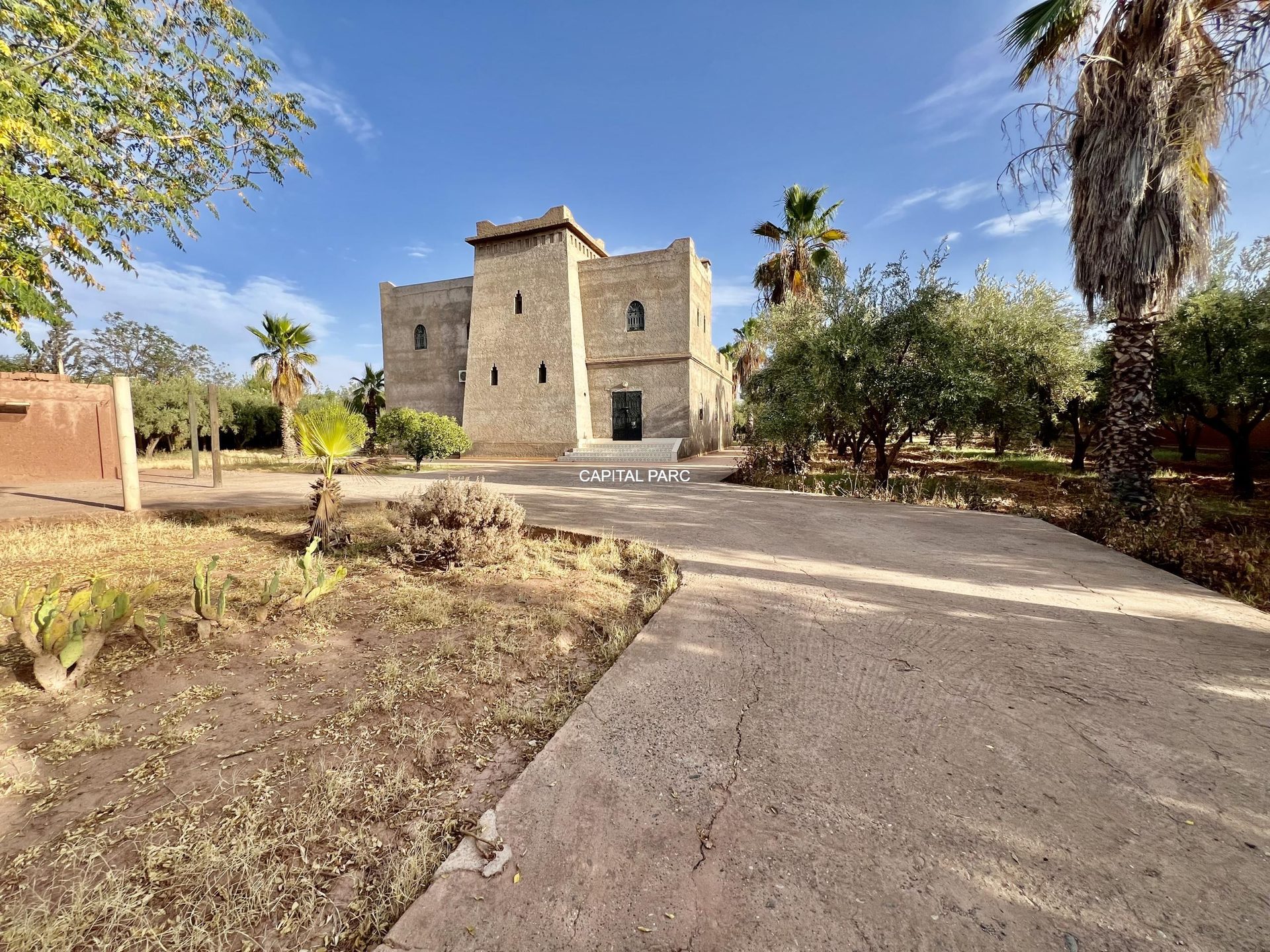 Maison 230 m² à vendre, 1 ha de parc, Marrakech — miniature 11