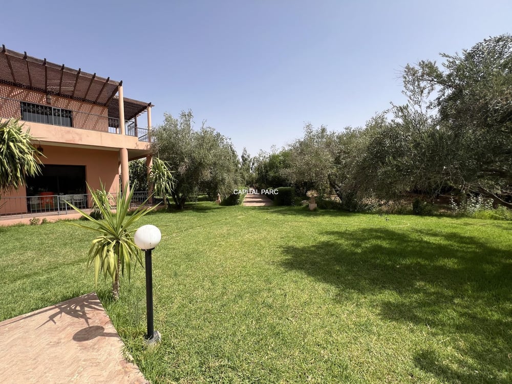 Villa de 520 m² sur 2,7 ha à vendre, Sidi Abdallah Ghiat — photo 2