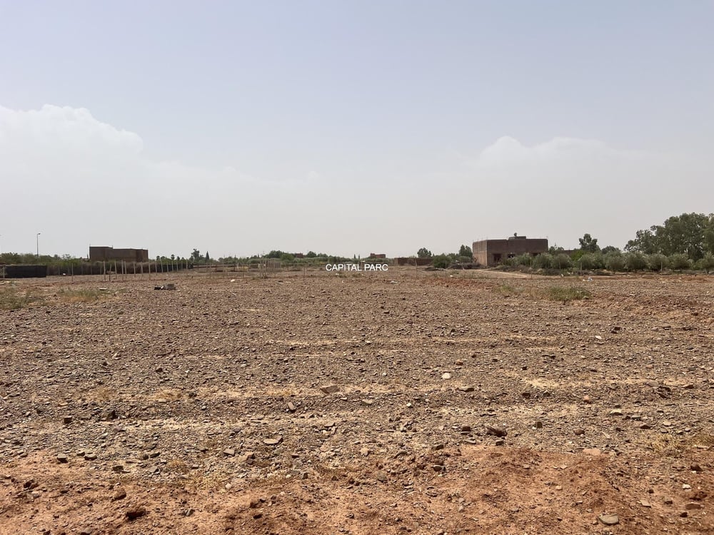Terrain constructible 2500 m² à vendre, Route Ourika, Marrakech — photo 2